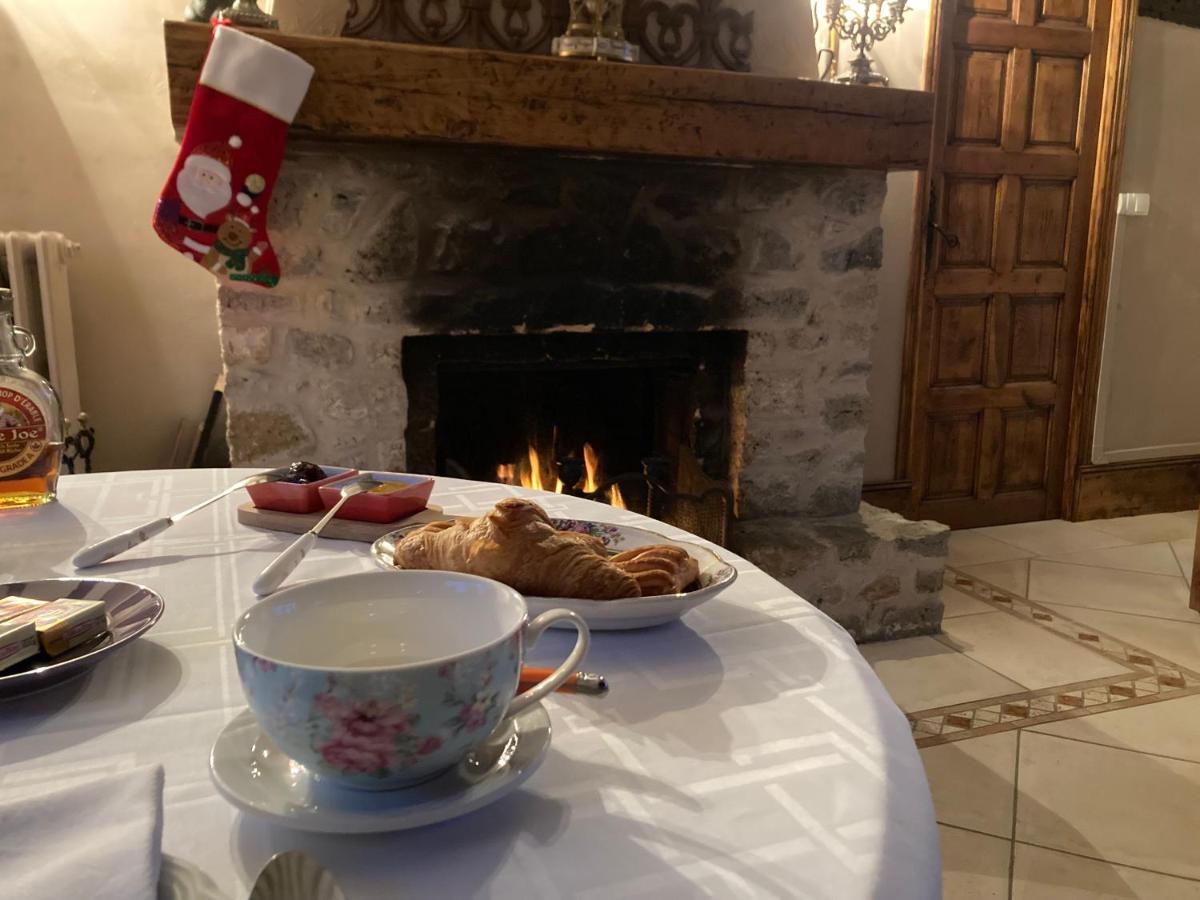 Hotel Le Colombier De Hanches - Teritoria Zewnętrze zdjęcie