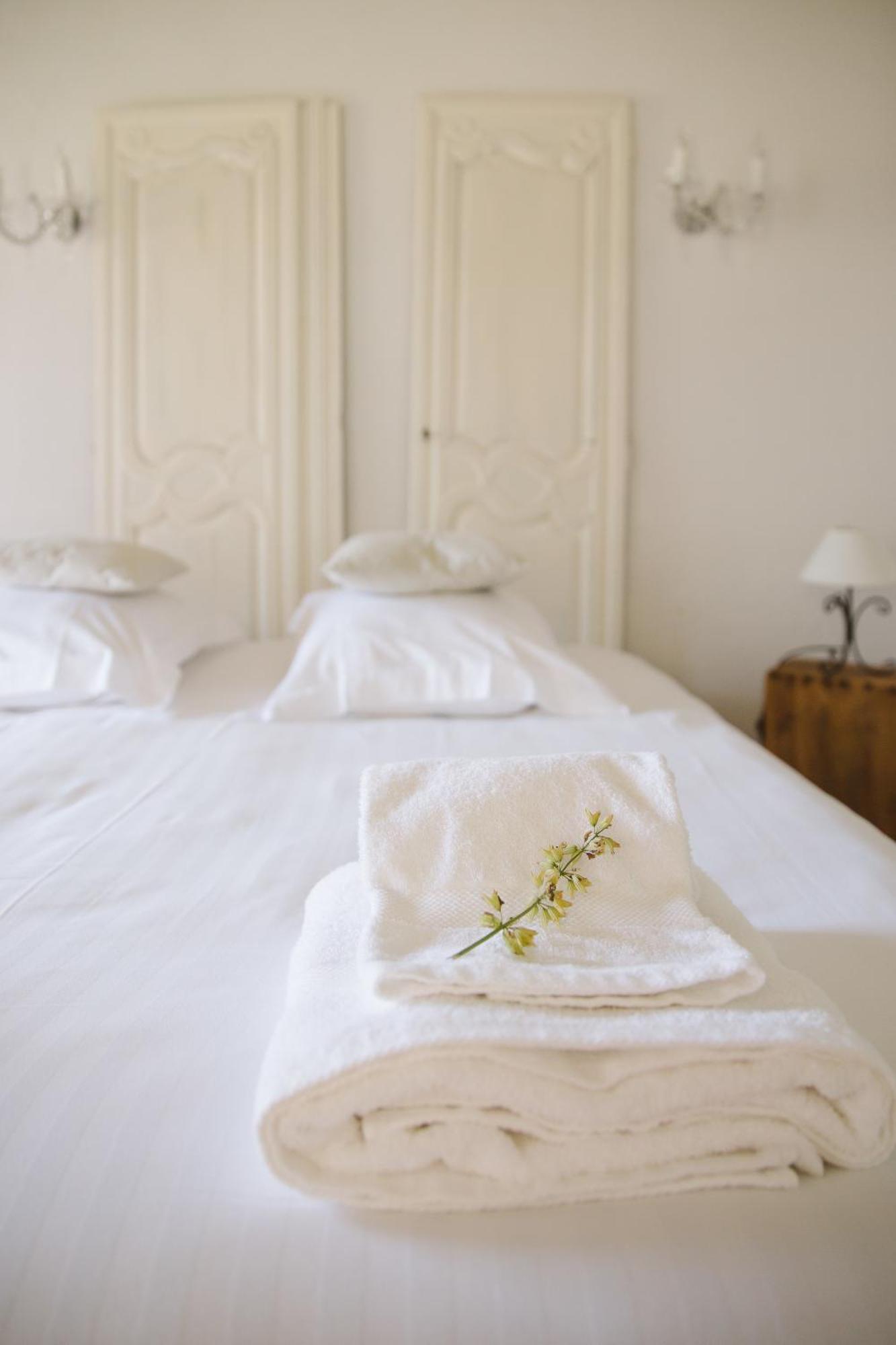 Hotel Le Colombier De Hanches - Teritoria Pokój zdjęcie