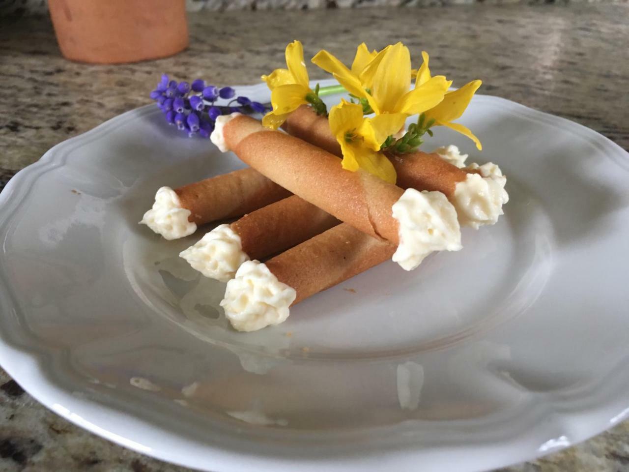 Hotel Le Colombier De Hanches - Teritoria Zewnętrze zdjęcie